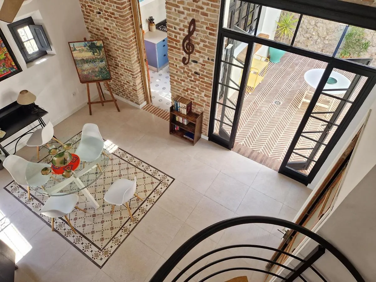 Del Parque Flats Balneario De Pina contacts